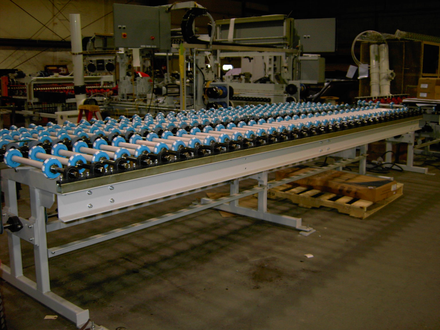 Multi Directional Roll Conveyors Glassline 4361